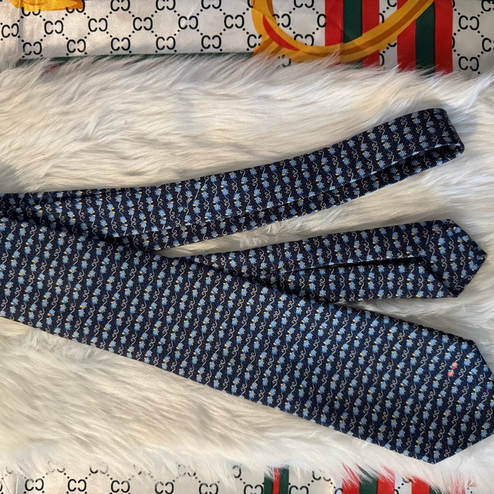 BVLGARI Elegant Blue Patterned Tie